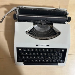 タイプライター　シルバー精工　型番710　SILVER REED の画像