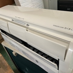 Trần Hoàng Đáo様 12台セット 京セラ 伸長式ダイニングテーブルセット4人掛け （Milano3 BK-Gold、Beta