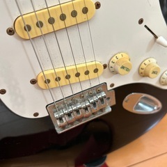 mavisエレキギターの画像