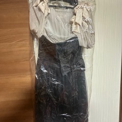 パーティードレス