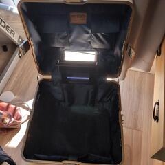 美品　トランクの画像