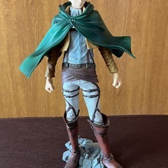 進撃の巨人　リヴァイ　フィギュア