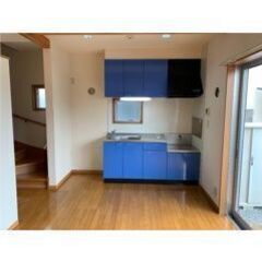 💚💛フリーレント1ヶ月付き💛💚一戸建て💕53.56㎡の2LDK🎶桶川駅徒歩13分✨バストイレ別、独立洗面台で広々使えます💕😍 − 埼玉県