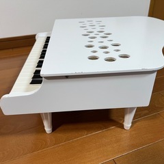 カワイ　ミニピアノの画像