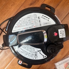 【数回使用したのみ】電気圧力鍋　4.0L　　の画像