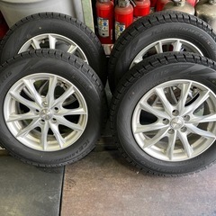 スタッドレスタイヤ　アルミホイールセット195／65R15 