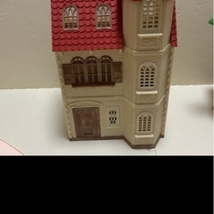 シルバニアファミリー　赤い屋根のエレベーターのあるお家の画像