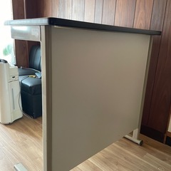 値下げしました！【教卓】