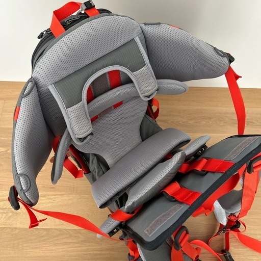 【美品】モンベル　ベビーキャリー　バックパック　ザック