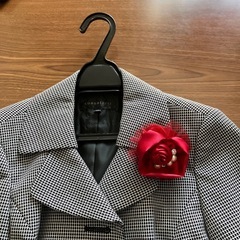 コサージュ：赤
の画像