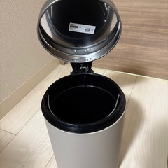 ⭐︎値下げ交渉歓迎⭐︎【新品未使用】ゴミ箱3Lの画像