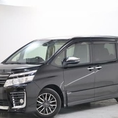 😎人気のヴォクシー入庫いたしました😜