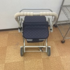 シニアカー　手押し車の画像