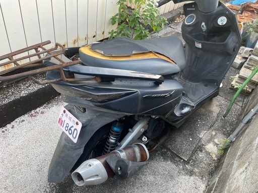 放置車両部品取り！シグナス3型　只今お問い合わせが多く順番に対応致します