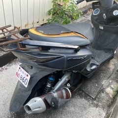 放置車両部品取り！シグナス3型　只今お問い合わせが多く順番に対応致しますの画像
