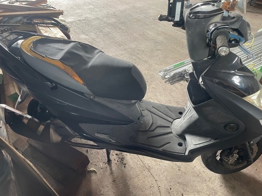 放置車両部品取り！シグナス3型　只今お問い合わせが多く順番に対応致します