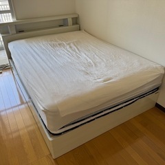 【急募】東京インテリア　ダブルベッド