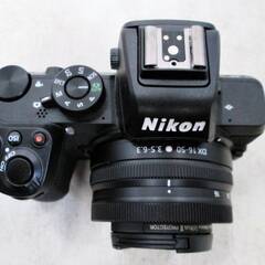 【　美品　2024年製　】Nikon 一眼ミラーレスカメラ Z50　NIKKOR ZDX16-50mm f/3.5-6.3VRレンズキット　動作良好 取扱説明書付　Nikonの画像