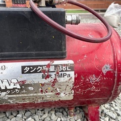 エアーサブタンク　38L レギュレータ付の画像