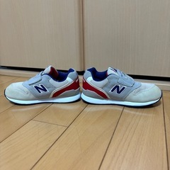 美品　ニューバランス IZ996 14.0cm ベージュ×紺×赤　美品の画像