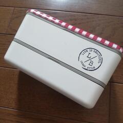 〚１０月で投稿終了〛お弁当箱の画像