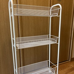 3段カゴ型棚の画像