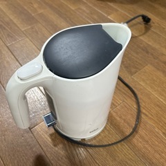 BRAUN　ケトル  WK302AJの画像