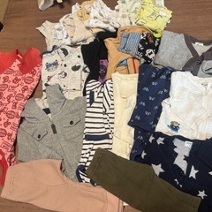 70サイズ　男の子用　パーカー　肌着　つなぎ、Tシャツ、ズボンなど