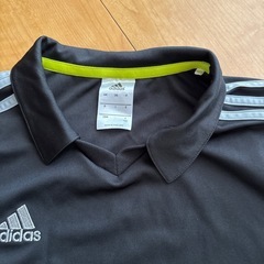 adidas襟付きTシャツ150センチ
の画像