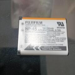 FUJIFILM  NP-45   2個の画像