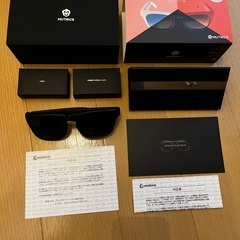 スピーカー付きサングラスの画像