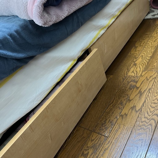 収納付きダブルベッド
