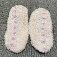 モコモコ靴下の画像