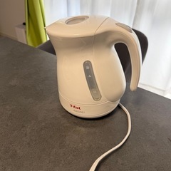 電子ケトル（T-fal）　
