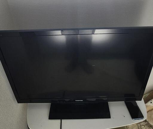 TOSHIBA　32型　テレビ