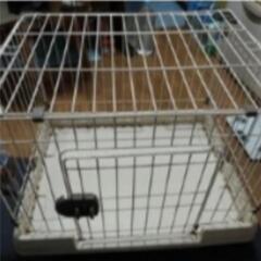 依頼品　ペットゲージ　かなり古い物で錆や汚れてあります。　犬用トイレ