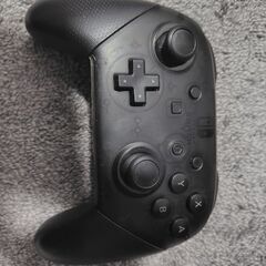 任天堂Switch　プロコンの画像