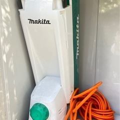マキタ　電動芝刈り機の画像