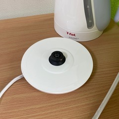 【取引成立】T-fal 電気ポット 1.2Lの画像