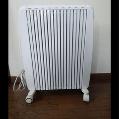 デロンギ　オイルヒーター　ドラゴン