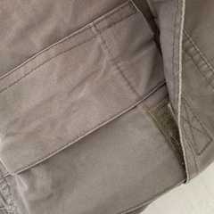 （取引中）ユニクロ カーゴショートパンツ グレージュの画像