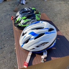 自転車用ヘルメットBlack残り１つの画像