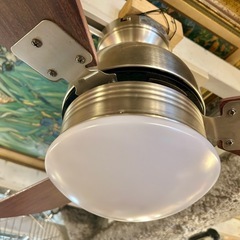 《売約済》【武蔵小山店】 VENTOTA Pula22 リモコン付き シーリングファンライト LED リモコン付 DCモーター 傾斜天井 ライトファン付き照明 風量調節 静か 扇風機 天井ファン LED 照明 換気 寝室 和室 シーリングライト ランプ シーリングランプ 3枚羽 予備羽3枚付きの画像