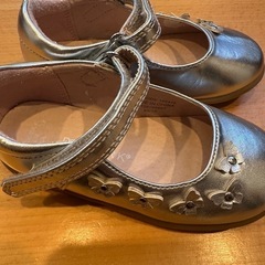 子ども用シューズの画像