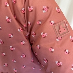 GAPのベビーダウンの画像