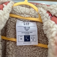 GAPのベビーダウンの画像