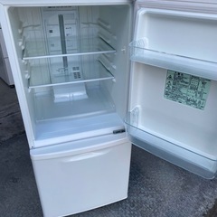 NO 935 ?福岡市内配送設置無料✨?Panasonic 2ドア冷蔵庫 138L ホワイト NR-B146W-W
