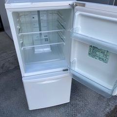 NO 935 ?福岡市内配送設置無料✨?Panasonic 2ドア冷蔵庫 138L ホワイト NR-B146W-W