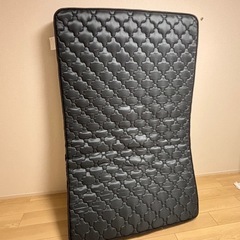 セミダブルマットレス　前の方がキャンセルの為もう一 度受付開始し...