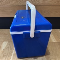 クーラーボックスの画像